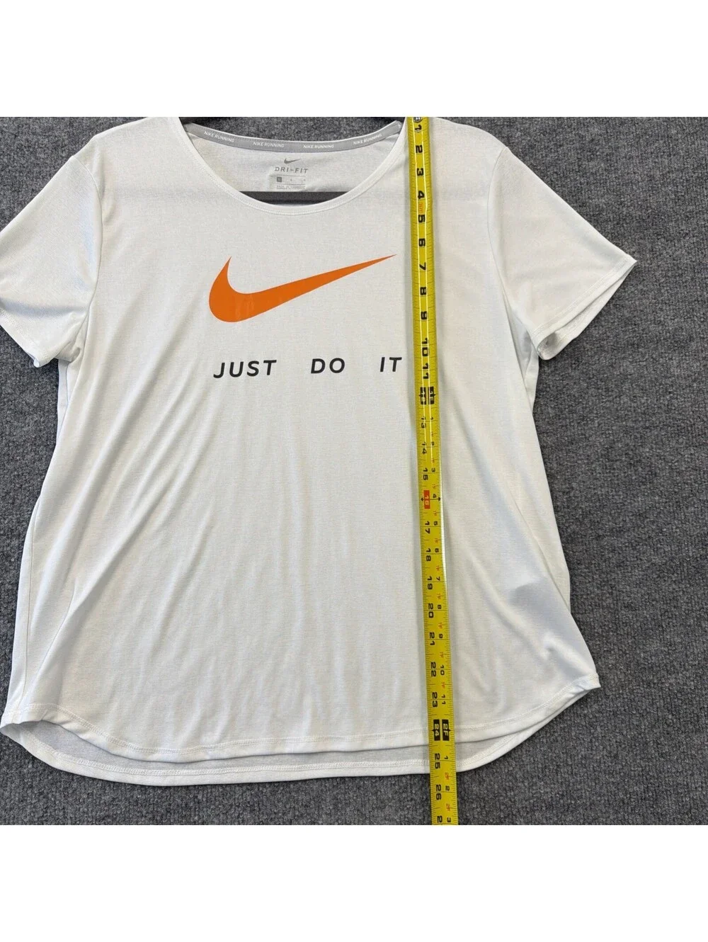 Nike Women’s Running Dry Fit T-Shirt Large